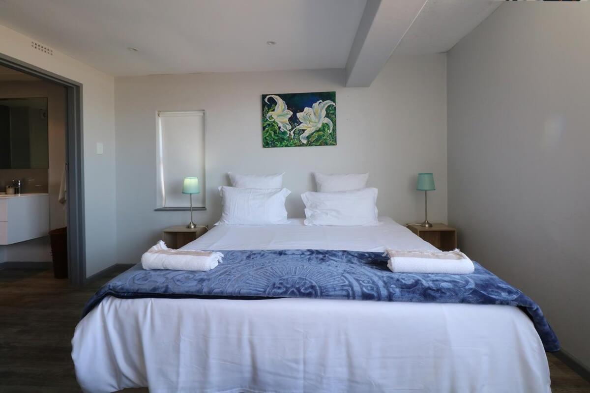 Appartamento Sunrise Penthouse Muizenberg Esterno foto