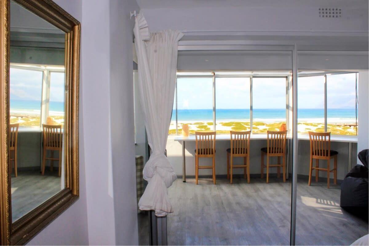 Appartamento Sunrise Penthouse Muizenberg Esterno foto