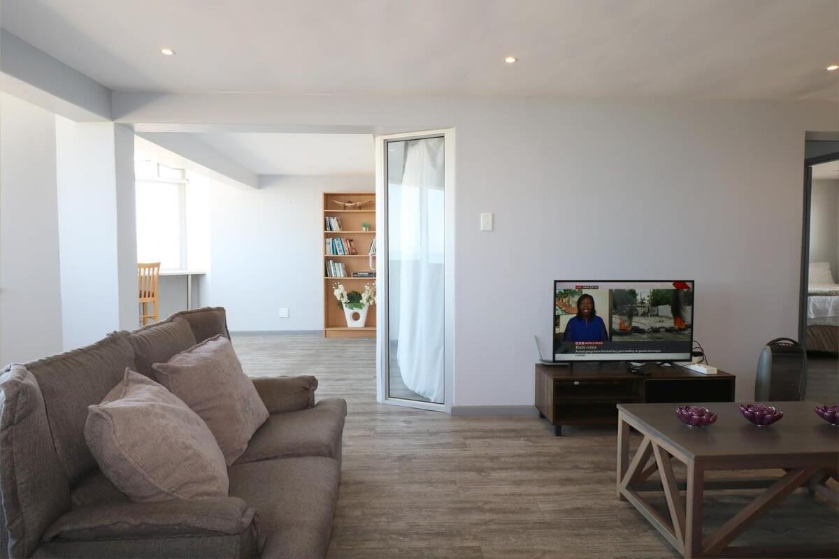Appartamento Sunrise Penthouse Muizenberg Esterno foto