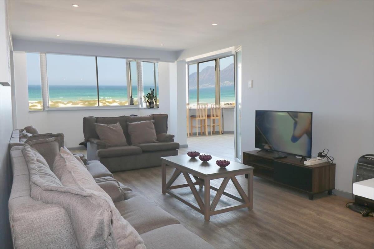 Appartamento Sunrise Penthouse Muizenberg Esterno foto